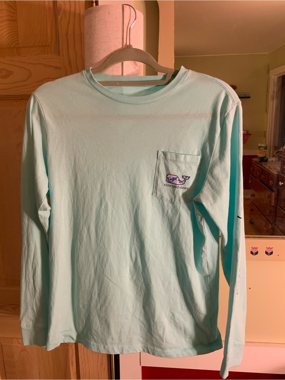 Vineyard Vines Long Sleeve Pocket Tee Light Blue Floral Whale Logo Shirt Size M